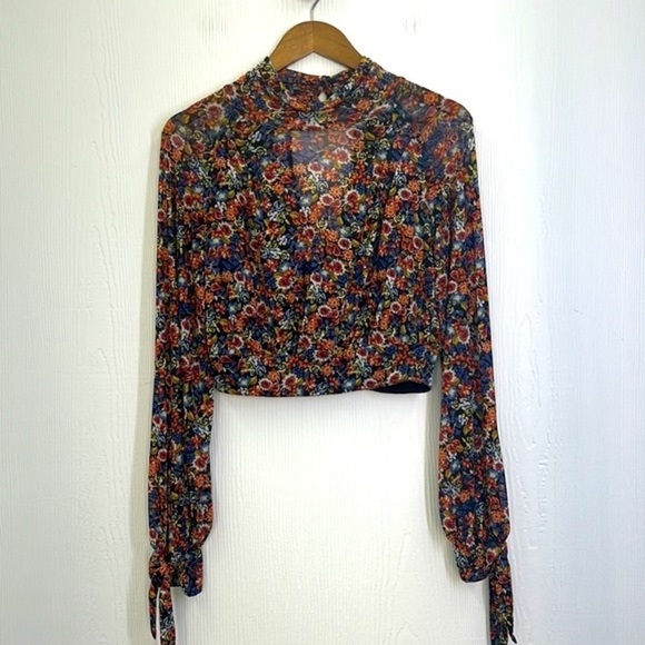 Free People - All Dolled Up Black Floral Print Mesh Long Sleeve Crop Top Size XS - Picture 8 of 15
